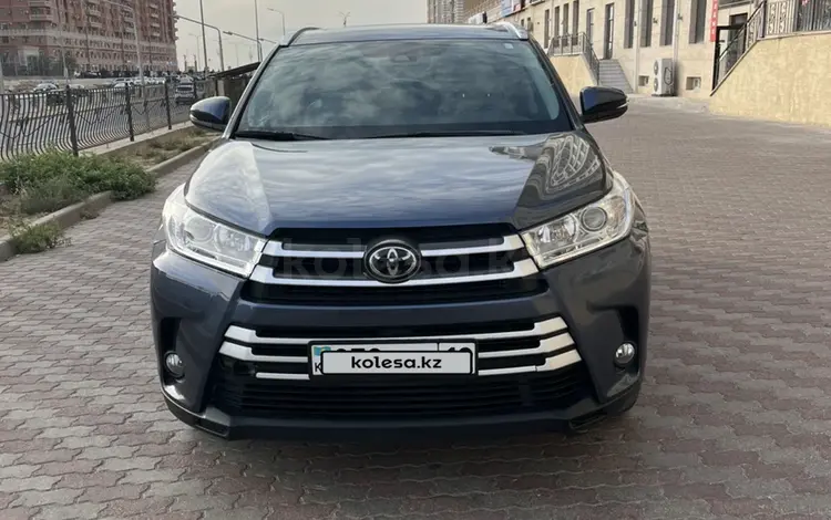 Toyota Highlander 2018 годаүшін18 900 000 тг. в Алматы