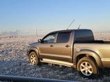 Toyota Hilux 2014 годаfor9 500 000 тг. в Атырау – фото 4