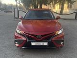 Toyota Camry 2022 года за 14 000 000 тг. в Шымкент