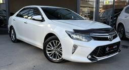 Toyota Camry 2017 годаfor15 500 000 тг. в Шымкент