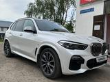 BMW X5 2019 года за 37 000 000 тг. в Усть-Каменогорск – фото 2