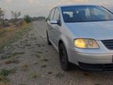 Volkswagen Touran 2005 годаүшін3 200 000 тг. в Алматы – фото 5