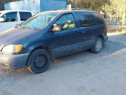 Toyota Sienna 2001 года за 4 300 000 тг. в Актобе – фото 2