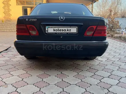 Mercedes-Benz E 280 1998 года за 4 200 000 тг. в Алматы – фото 12