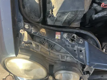 Mercedes-Benz E 280 1998 года за 4 200 000 тг. в Алматы – фото 42