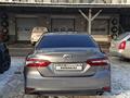 Toyota Camry 2023 года за 18 800 000 тг. в Алматы – фото 2