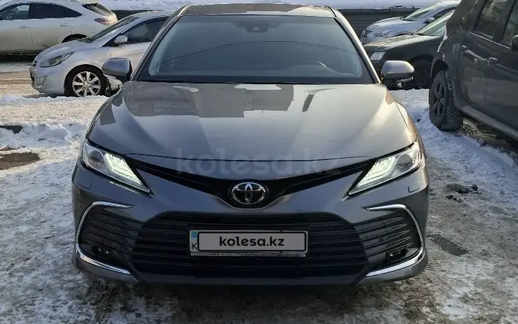 Toyota Camry 2023 года за 18 800 000 тг. в Алматы