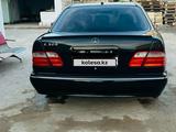 Mercedes-Benz E 320 2001 годаfor5 500 000 тг. в Мангистау – фото 4