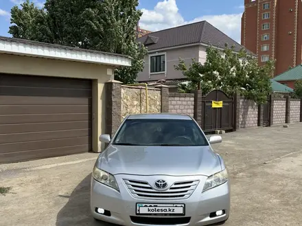 Toyota Camry 2007 года за 6 500 000 тг. в Актобе – фото 2