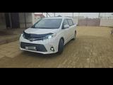 Toyota Sienna 2011 года за 11 800 000 тг. в Актау – фото 2