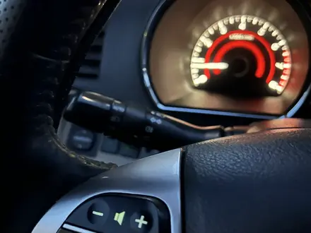 Toyota Highlander 2011 года за 10 900 000 тг. в Астана – фото 24