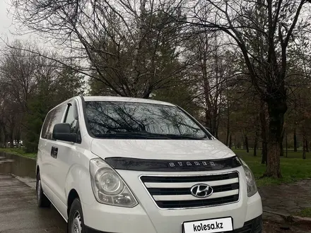 Hyundai H-1 2017 годаүшін13 500 000 тг. в Алматы – фото 2