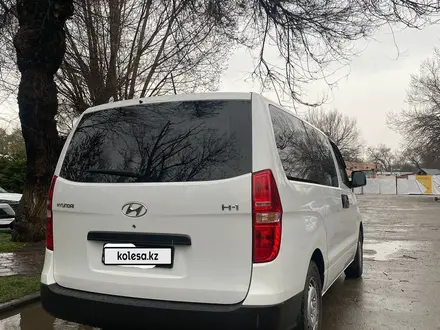 Hyundai H-1 2017 годаүшін13 500 000 тг. в Алматы – фото 6