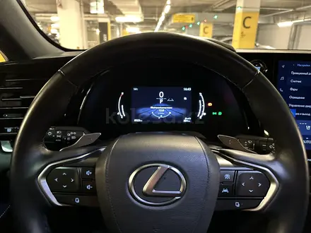 Lexus RX 350 2023 года за 38 800 000 тг. в Алматы – фото 21