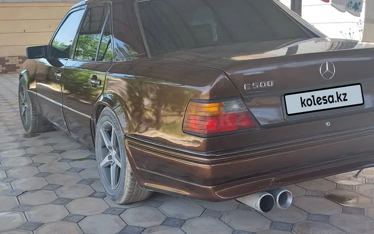 Mercedes-Benz E 500 1992 годаfor2 600 000 тг. в Шымкент