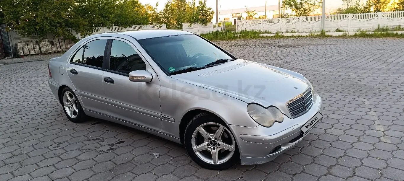 Купить Mercedes 2001 Года