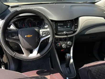 Chevrolet Tracker 2021 года за 7 600 000 тг. в Семей – фото 4