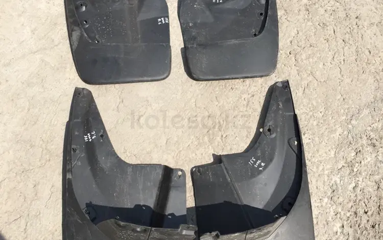 Брызговики на Prado 150, свежедоставлены из Японии за 20 000 тг. в Алматы