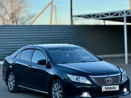 Toyota Camry 2013 года за 8 300 000 тг. в Астана – фото 2