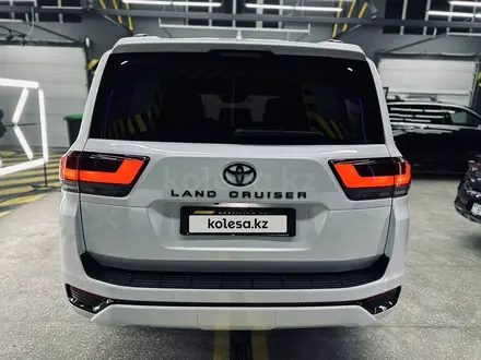 Toyota Land Cruiser 2021 года за 49 000 000 тг. в Караганда – фото 3