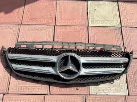Решетка Хром Mercedes w213 за 120 000 тг. в Астана