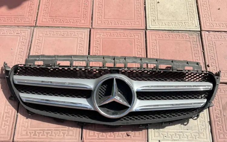 Решетка Хром Mercedes w213 за 120 000 тг. в Астана