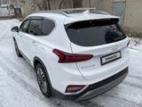 Hyundai Santa Fe 2020 годаүшін16 000 000 тг. в Усть-Каменогорск – фото 2