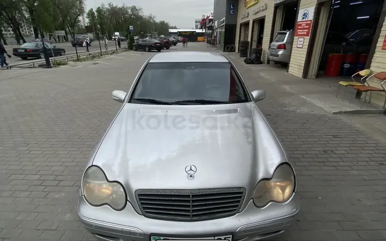 Mercedes-Benz C 180 2001 годаүшін2 600 000 тг. в Алматы