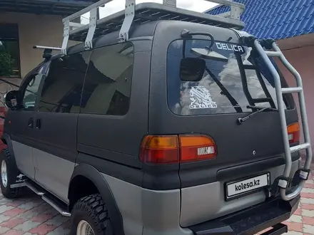 Mitsubishi Delica 1998 года за 4 300 000 тг. в Алматы – фото 3