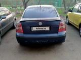 Volkswagen Passat 2003 года за 2 600 000 тг. в Караганда – фото 2