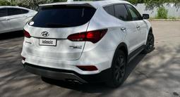 Hyundai Santa Fe 2017 года за 12 000 000 тг. в Алматы