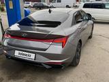 Hyundai Elantra 2023 годаfor9 000 000 тг. в Алматы – фото 3