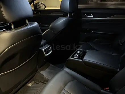 Kia K5 2025 года за 13 500 000 тг. в Алматы – фото 13