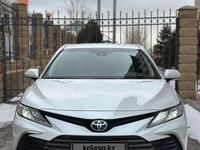 Toyota Camry 2023 года за 20 000 000 тг. в Шымкент