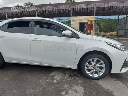 Toyota Corolla 2018 года за 8 500 000 тг. в Тараз – фото 2