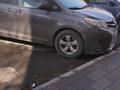 Toyota Sienna 2013 годаүшін7 000 000 тг. в Актобе – фото 2