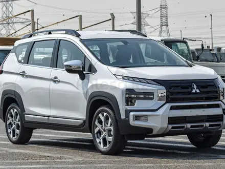 Mitsubishi Xpander Cross 2025 года за 8 890 000 тг. в Алматы