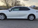 Toyota Camry 2021 года за 14 200 000 тг. в Усть-Каменогорск – фото 5