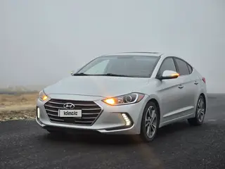 Hyundai Elantra, 2016