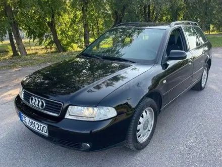 Audi A4 1996 года за 170 000 тг. в Уральск – фото 2