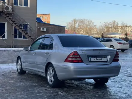 Mercedes-Benz C 200 2002 года за 3 450 000 тг. в Павлодар – фото 6