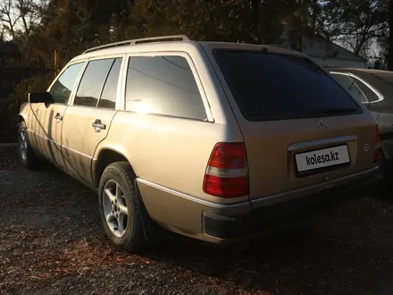 Mercedes-Benz E 230 1989 года за 2 200 000 тг. в Кордай – фото 9