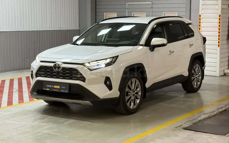 Toyota RAV4 2022 года за 20 190 000 тг. в Алматы