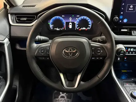 Toyota RAV4 2022 года за 20 190 000 тг. в Алматы – фото 10