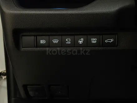 Toyota RAV4 2022 года за 20 190 000 тг. в Алматы – фото 18