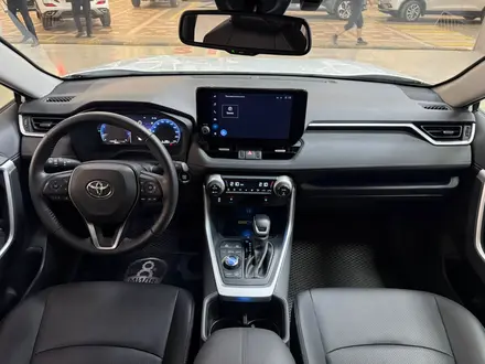 Toyota RAV4 2022 года за 20 190 000 тг. в Алматы – фото 9