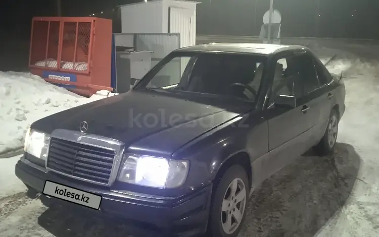 Mercedes-Benz E 200 1993 года за 1 400 000 тг. в Караганда