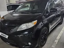 Toyota Sienna, 2014