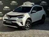 Toyota RAV4 2017 годаүшін10 390 000 тг. в Актау