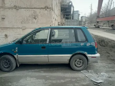 Mitsubishi Space Runner 1991 года за 800 000 тг. в Усть-Каменогорск – фото 4